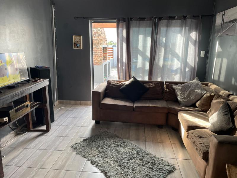 3 Bedroom Property for Sale in Parsonsvlei Eastern Cape